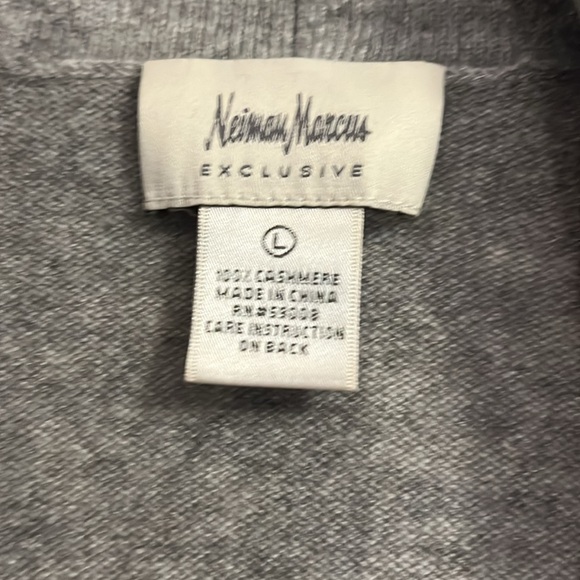 Neiman Marcus cashmere grey duster - Picture 3 of 4